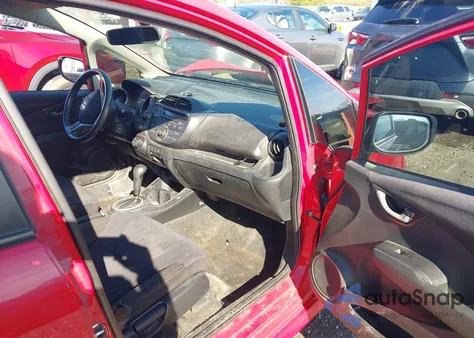 2013 Honda Fit Sport из США, поврежденный, VIN JHMGE8H57DC028265